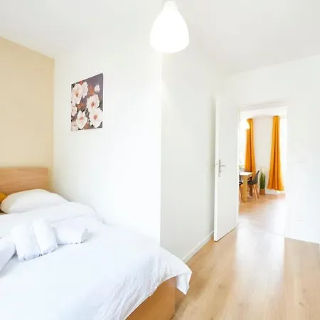 Rb-1d Joli 2 Pieces Equipe Au 1er Etage - 1 A 2 Pers דירה *